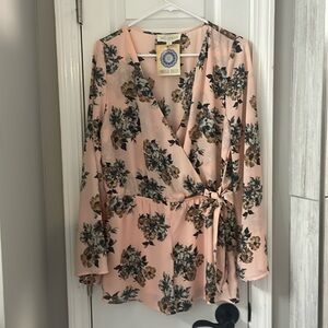 Romper size L new with tags